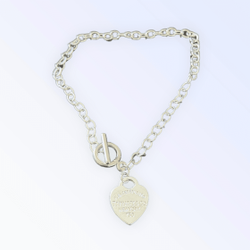 Return To Sniffany Heart Charm Necklace (size: medium)